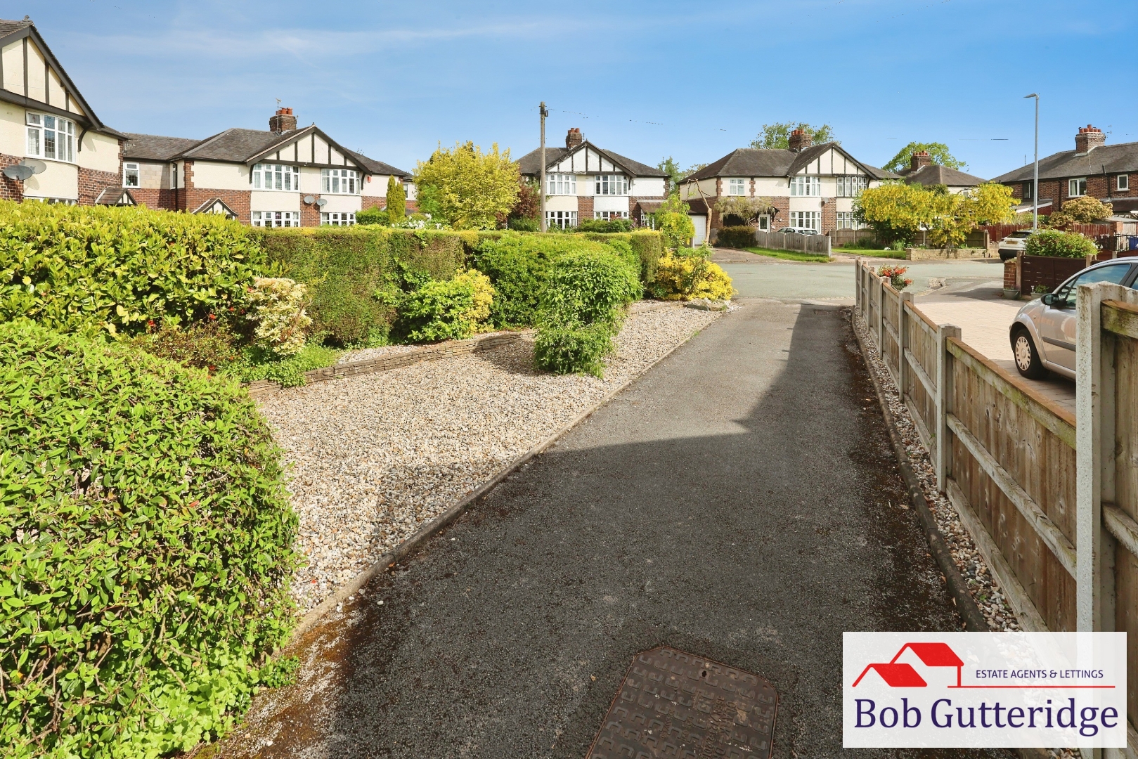FORE GARDEN & DRIVEWAY
